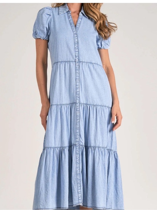 Elan Dresses & Skirts - Elan chambray tiered Maxi Dress M